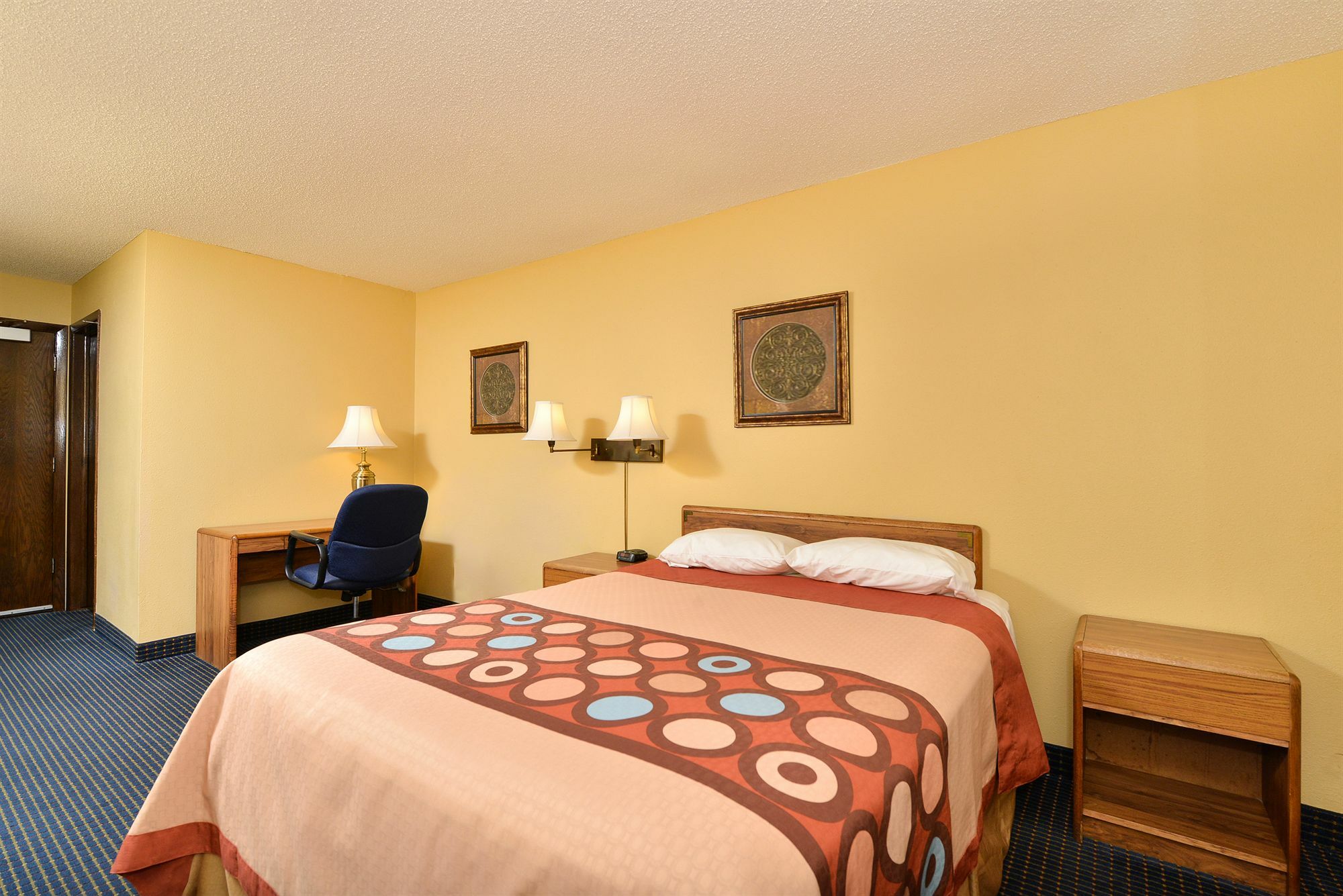 Super 8 By Wyndham Rochester Mayo Clinic Area Exterior photo